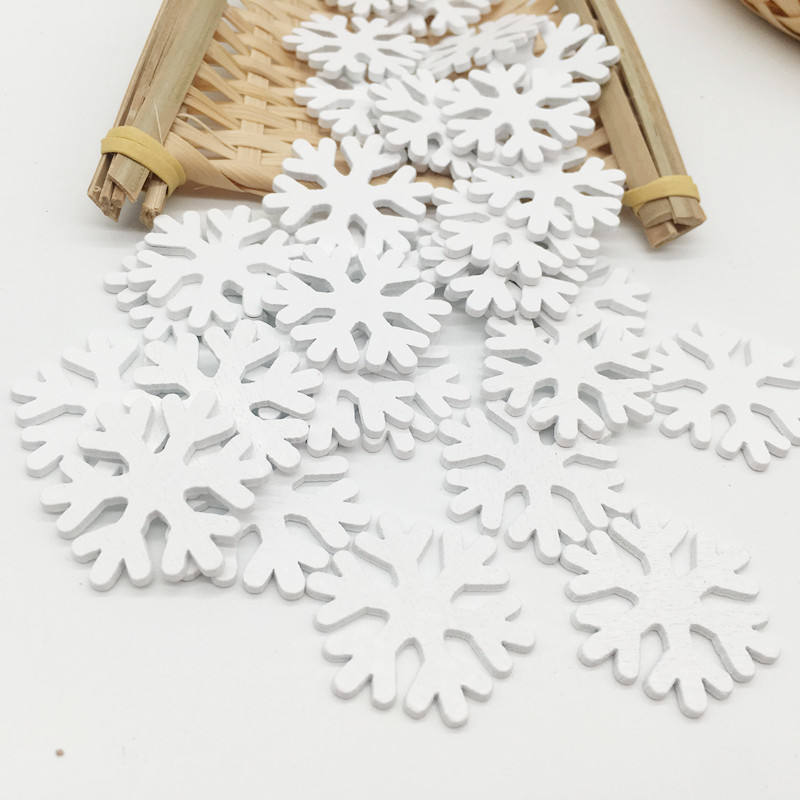 2022 Wooden Snowflake Christmas Decoration Supplies Wooden Craft Ornaments 100 Packs